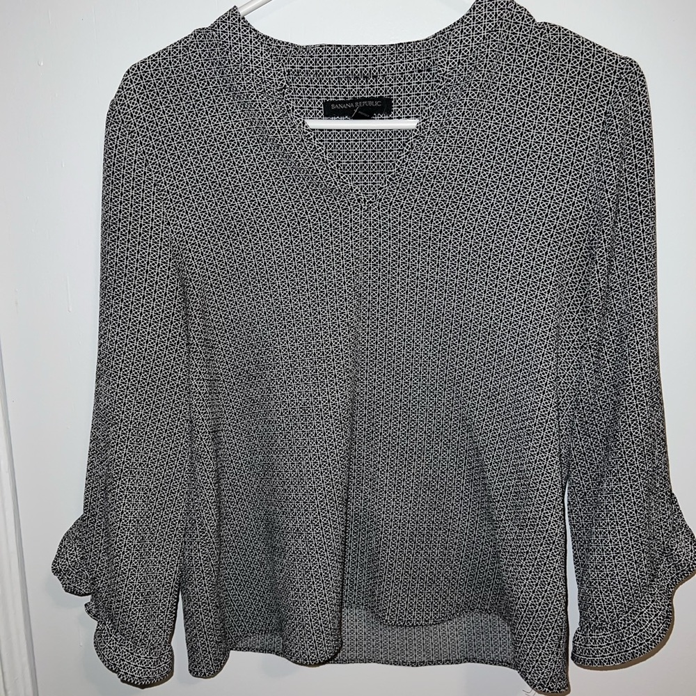 BANANA REPUBLIC | flare sleeve blouse | size XS